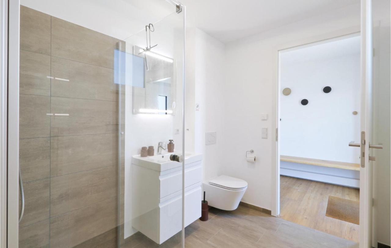 Beautiful Home In Lembruch-Duemmer See With Wifi Extérieur photo