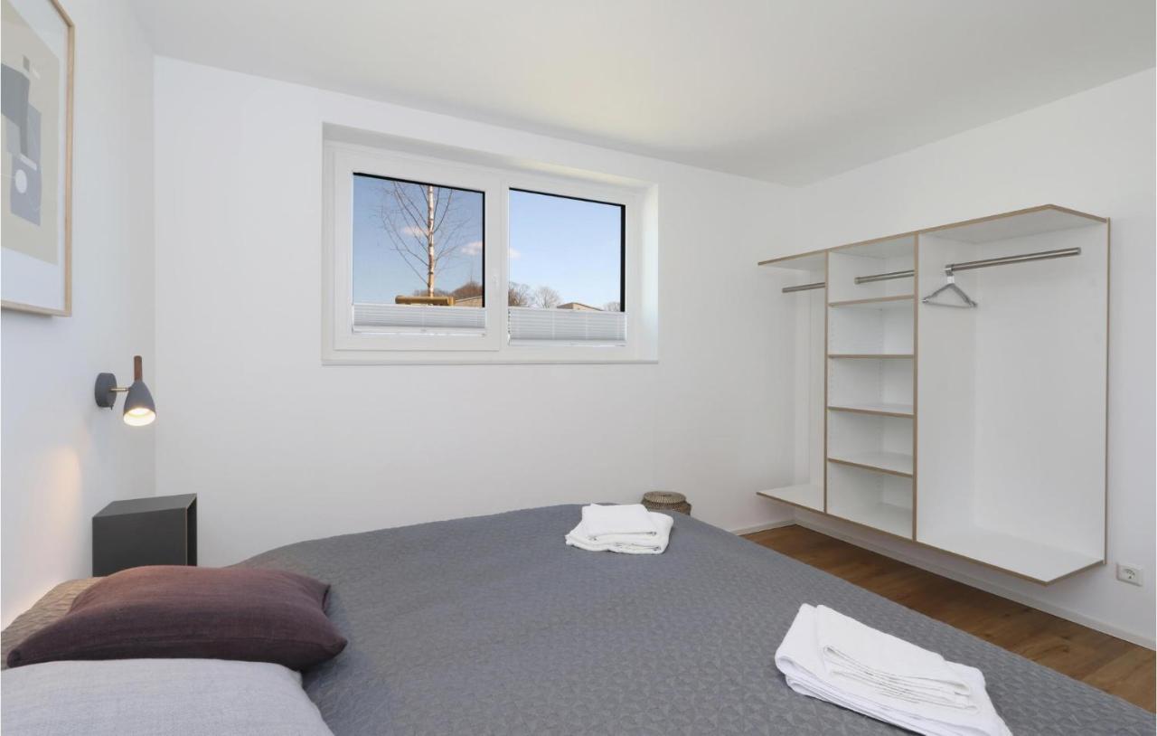 Beautiful Home In Lembruch-Duemmer See With Wifi Extérieur photo