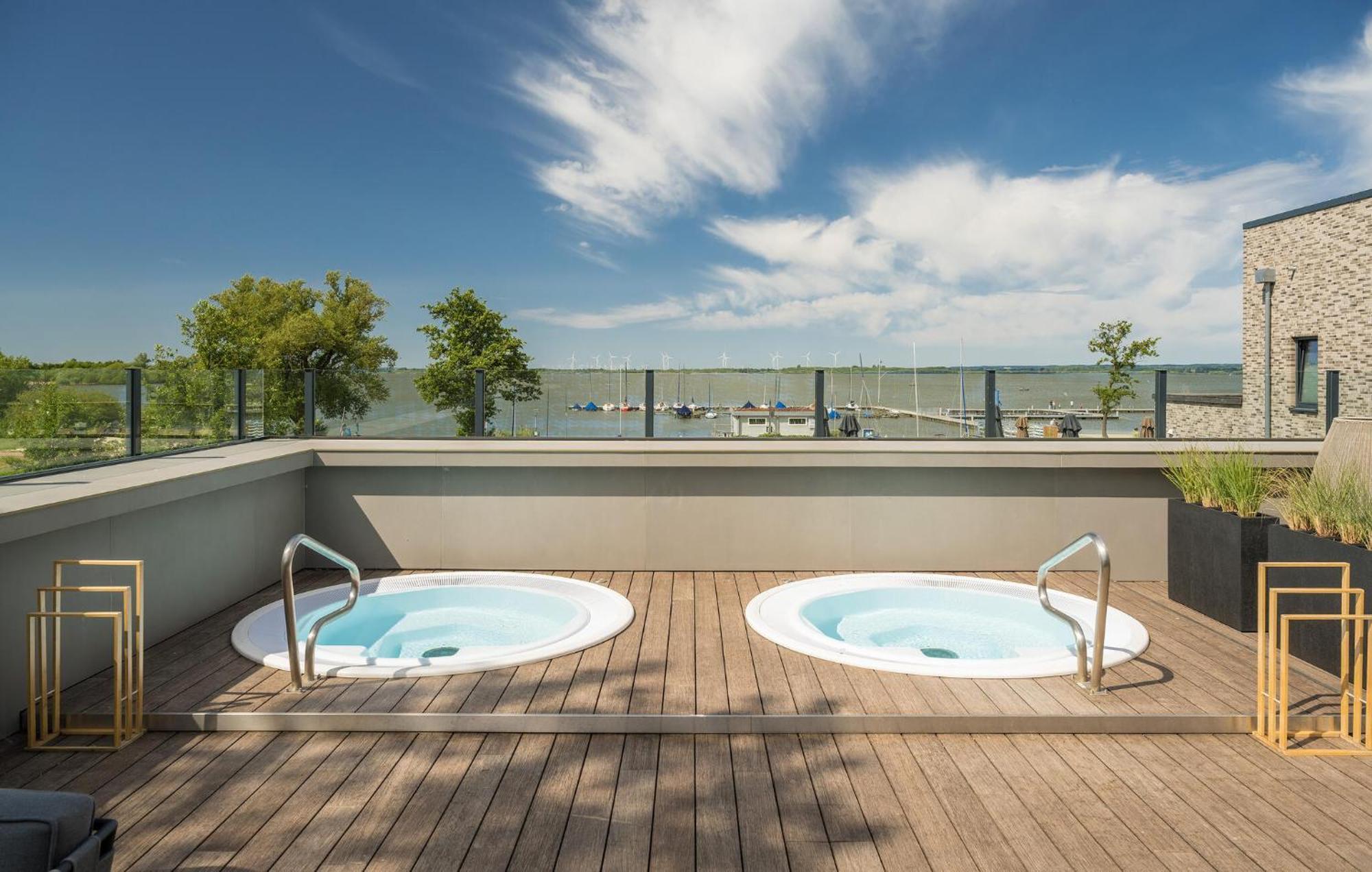 Beautiful Home In Lembruch-Duemmer See With Wifi Extérieur photo